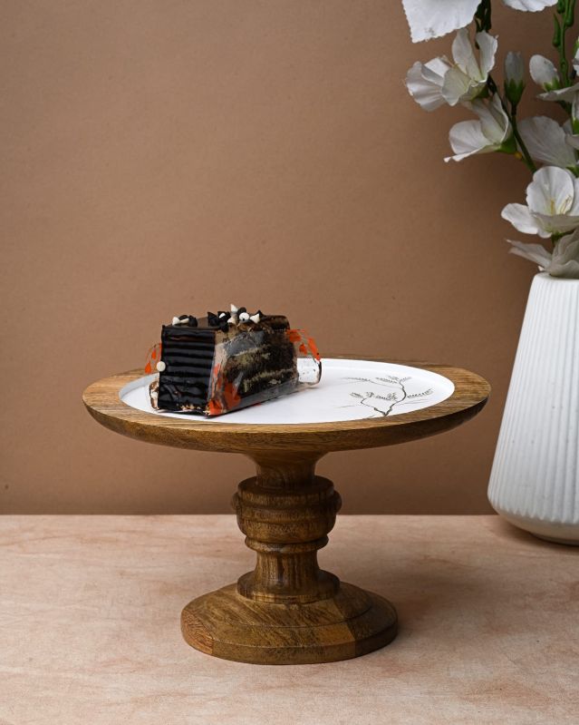 Single Tier Wooden Cake Stand for Home, Hotel, Restaurant