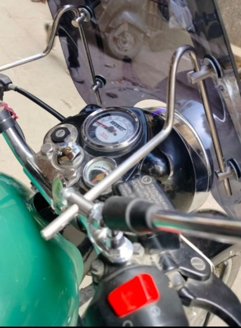 Royal Enfield Classic Reborn Touring Screen