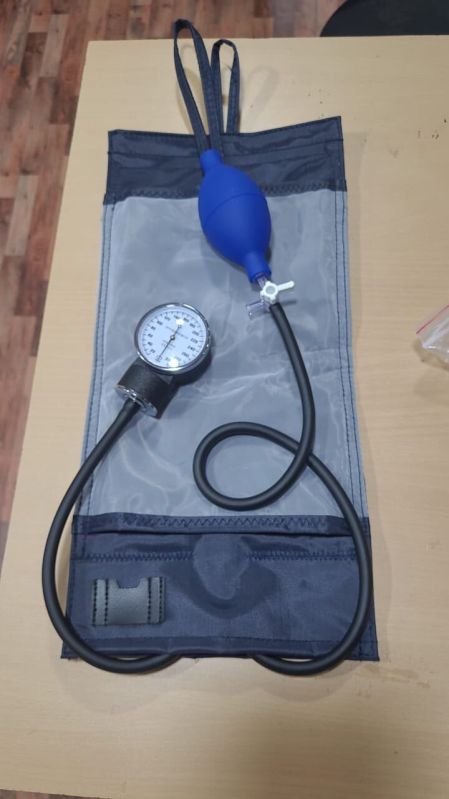 Medex C-fusor Pressure Infusor Smith Medical Medex Pressure Bag