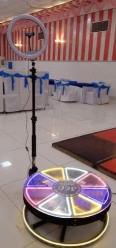 360 Degree Selfie Booth