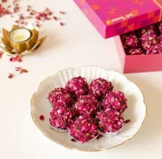 Kaju Rose Ball Sweet