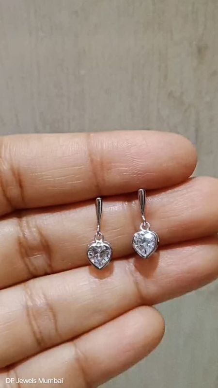 925 Silver Heart\'s Desire Solitaire Dangle Drop Earrings