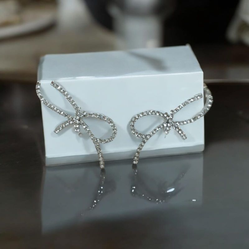 JJK2 Ladies Korean Silver Bow Shape Stone Earrings