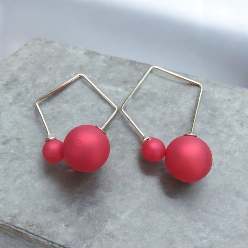 JJK40 Ladies Hexa Shape Red Pearl Drop Earrings