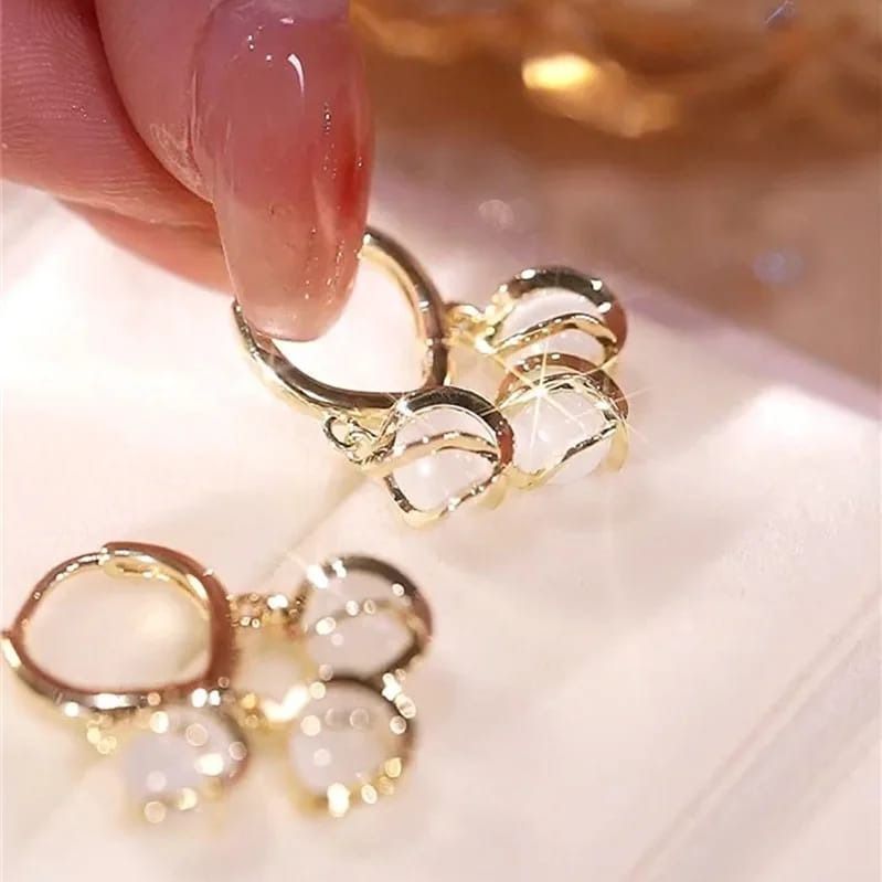 JJK11 Ladies Korean Fashion Trend Cat Eye Drop Earrings