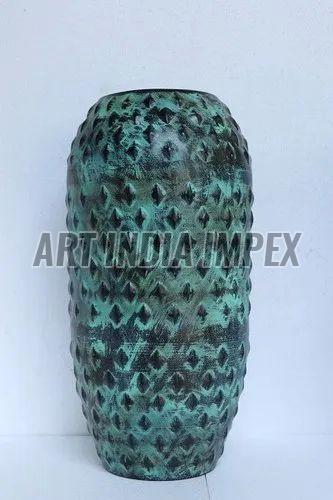 Green Antique Iron Flower Vase