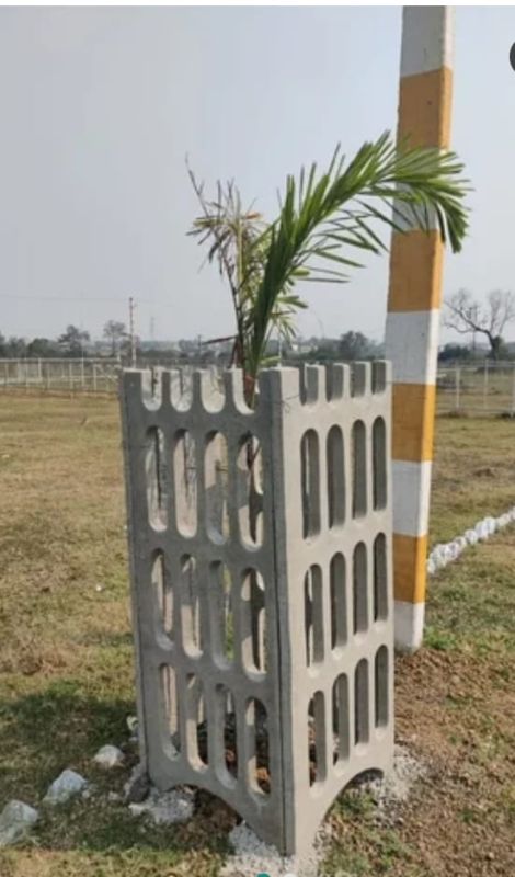 Rectangular RCC Tree Guard