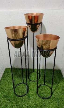 Copper Ribbed Bowl Iron Planter Stand