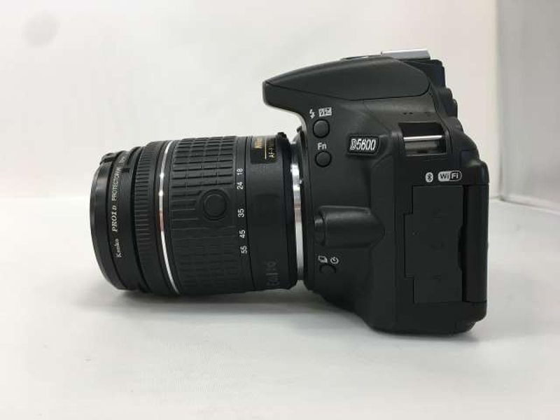 Nikon D5600 Lens Kit Digital SLR Camera