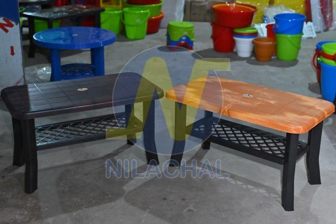 Plastic Rectangular Brown Center Table