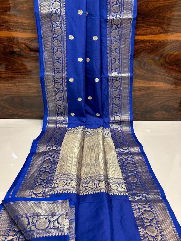 Ladies Royal Blue Zari Saree