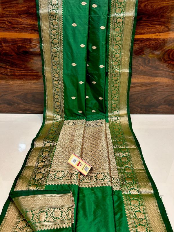 Womens Green Zari Banarasi Saree