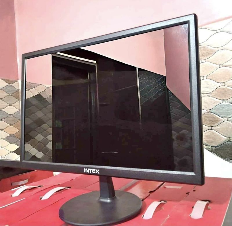 TFT Monitor