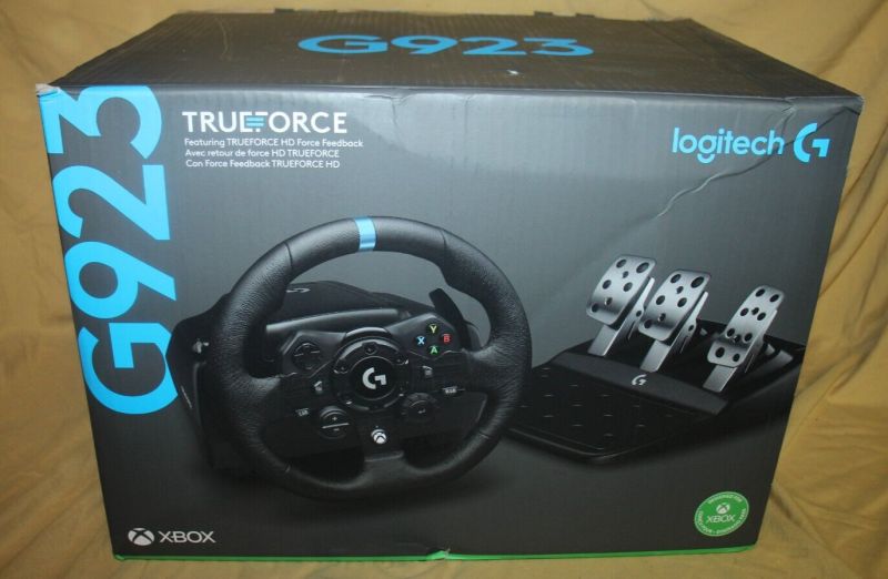 Logitech g923 Racing Wheel Pedals