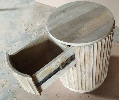 Plain Non-Coated Wooden Modern One Drawer Side Table, Color : Creamy