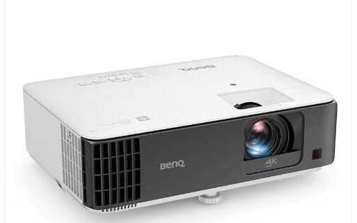 Benq TK700STi 4K Uhd Hdr Smart Home Cinema Short Throw Projector