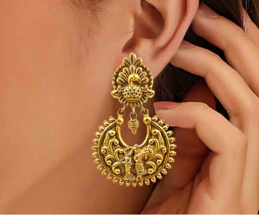 Vasudha Antique Chand Gold Earring