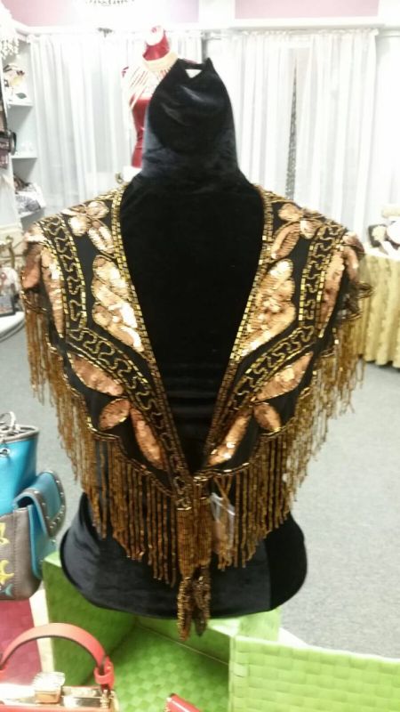Capelet with Fringe Detailing