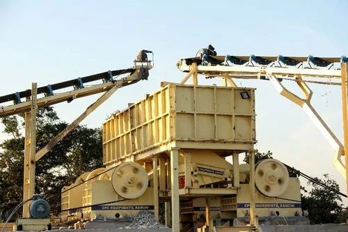 Cpc Polished Surge Hopper, Capacity : 200 TPH for Industrial Use