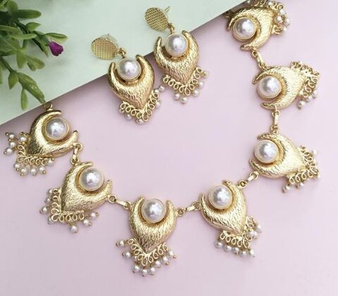 Rehana Golden Pearl Choker Set