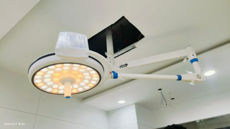 LED OT Light