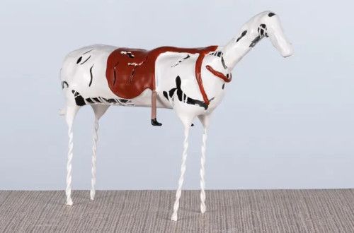 Adventurous (white-brown) Metal & Resin Home Decor