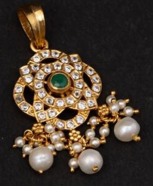 Amaya Silver Pendant