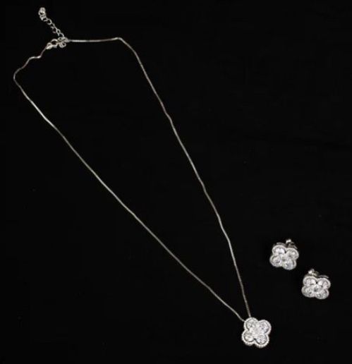 Ishya Women Chain and Earrings Set