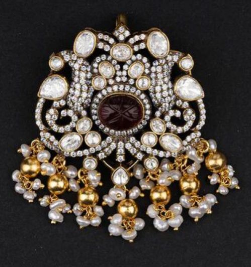 Kaira Silver Pendant