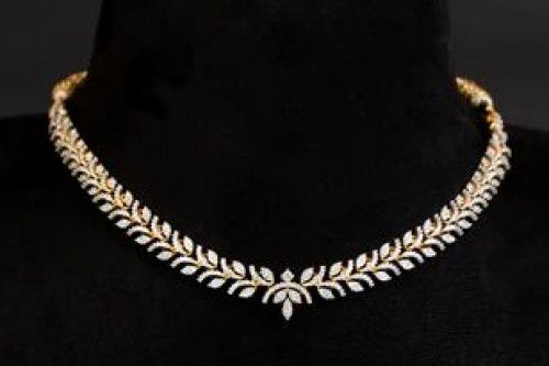 Nirvi Women Necklace