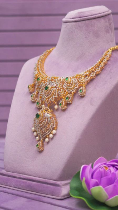 Saisha Women Necklace