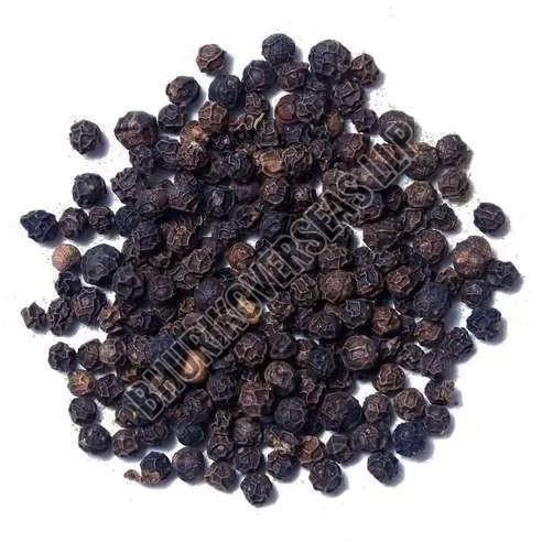 Dried Black Pepper Seeds