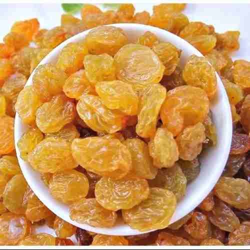 Natural Dried Raisins, Color : Golden, Packaging Size : 1Kg