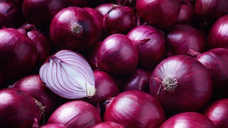 fresh red onion