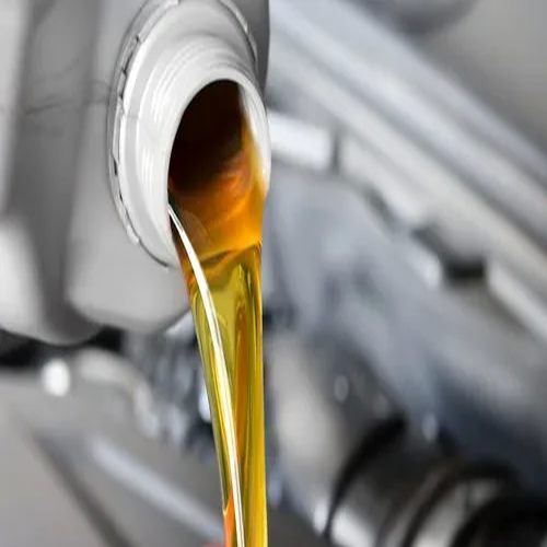 2T Engine Oil, Color : Yellow, Form : Liquid For Automobile Industry