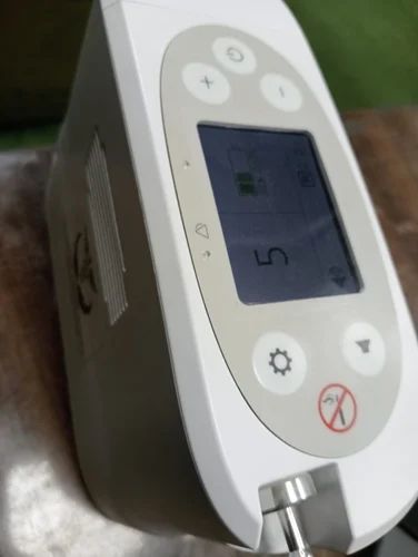 White Oxygen Concentrator