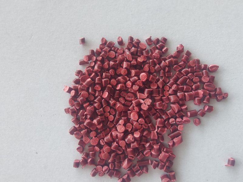 PP Red Raffia Granules