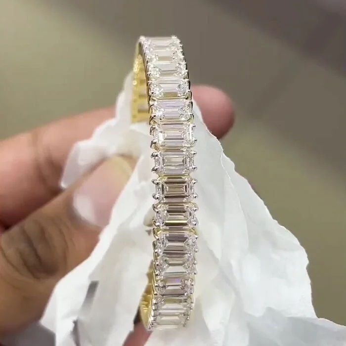 1 Carat Women Emerald Cut Diamond Bangles