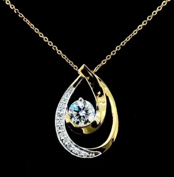 Custom Design Women Diamond Necklace