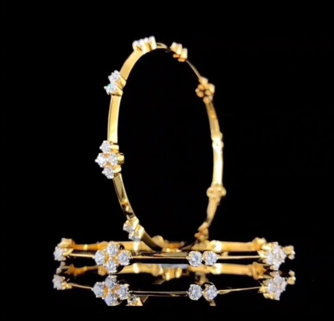 Women High Quality Diamond Bangles