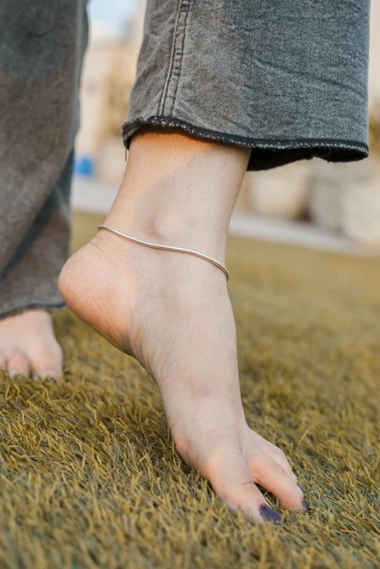 Hevil Silver Anklet For Women