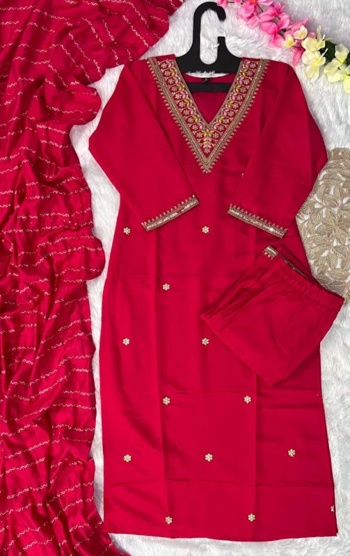 Ladies Rayon Designer Kurti Pant Dupatta Set