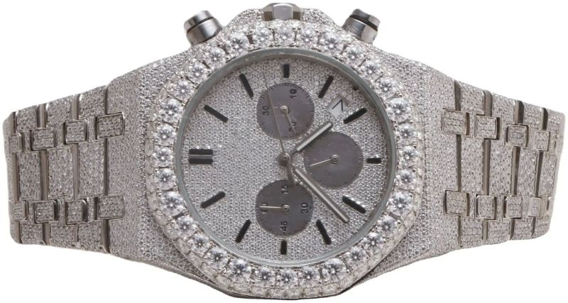 Luxurious Chronograph Full Iced Out Watch