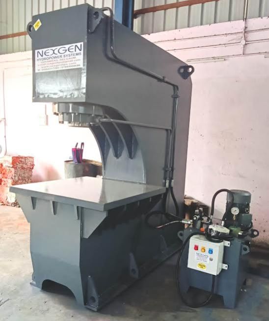 100 Ton C-type Hydraulic Press