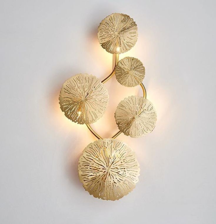 GOLDEN LOTUS LEAF WALL LIGHT