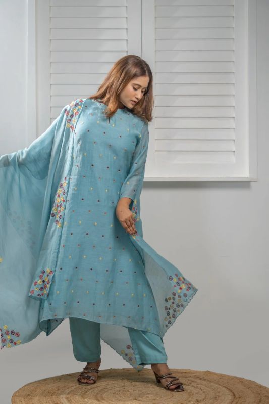 Blue Embroidery Asymmetrical Kurta with Dupatta