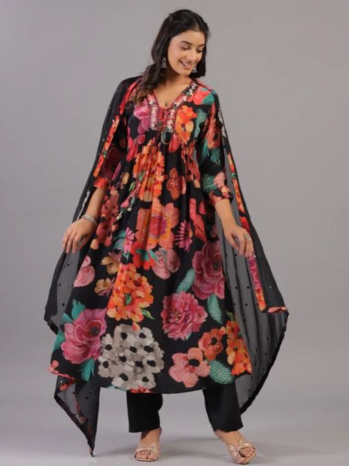 Digital Print Shell Work Ladies Kurti Set