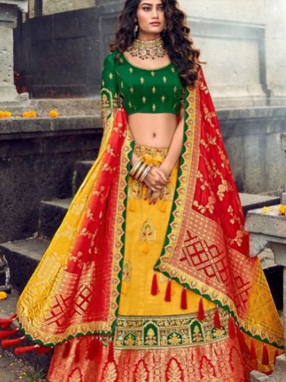 Women Yellow &AMP;AMP; Green Banarasi Kanjivaram Silk Lehenga