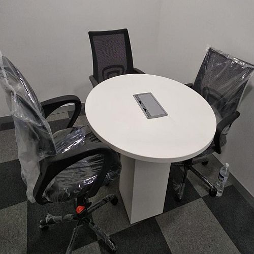 3 Seater Round Conference Meeting Table