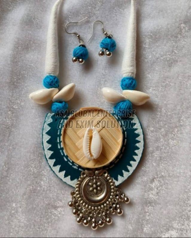 Blue And White  Handmade Terracotta Necklace Set